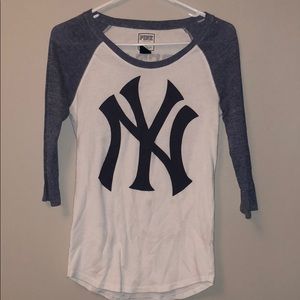NY Yankees baseball tee